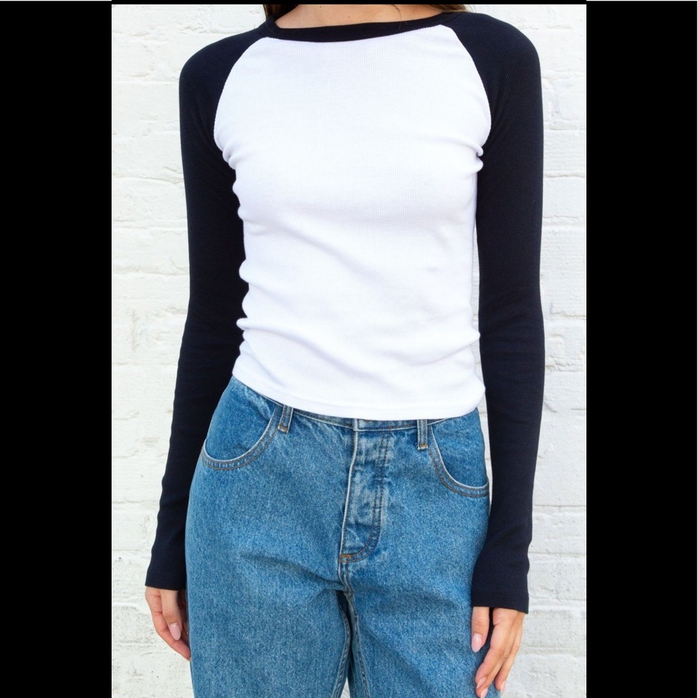 Brandy Melville Bella top
